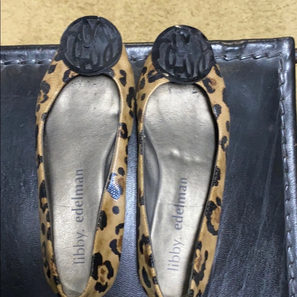 Flats size 6 Libby Edelman